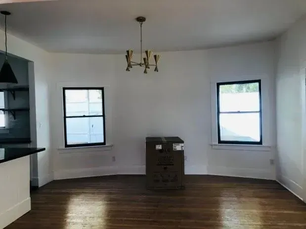 354 North Avenue 53 — photograph 9