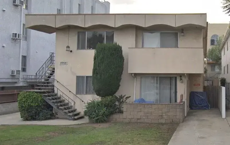 two-story six-unit apartment building was designed by engineer J. Doherty in the spring of 1962, and will be gone soon, which is a shame, as there aren’t a whole lot left in area that reek so of 1962.