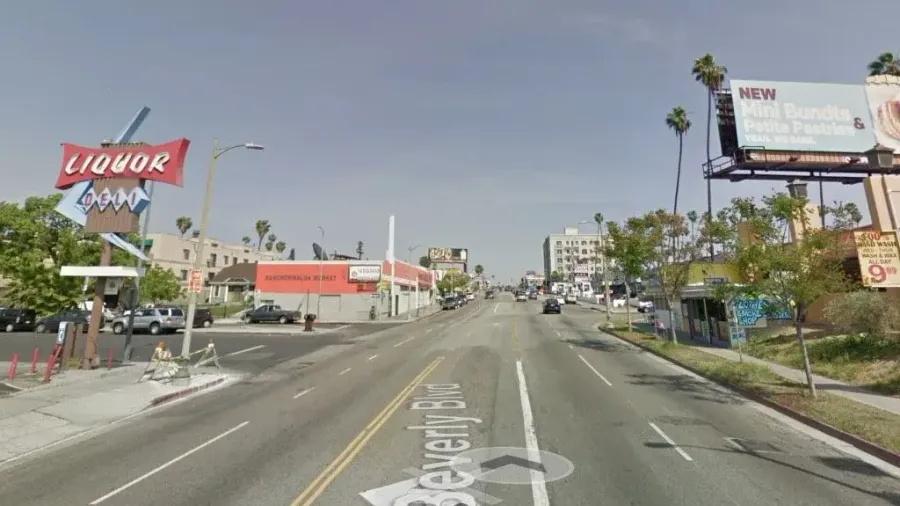 There’s a very special part of the world. Beverly Boulevard. You go ahead and cross town on (shudder) the freeways; or traverse the city on, Santa Monica (bless your heart); I go in for cruising Bever