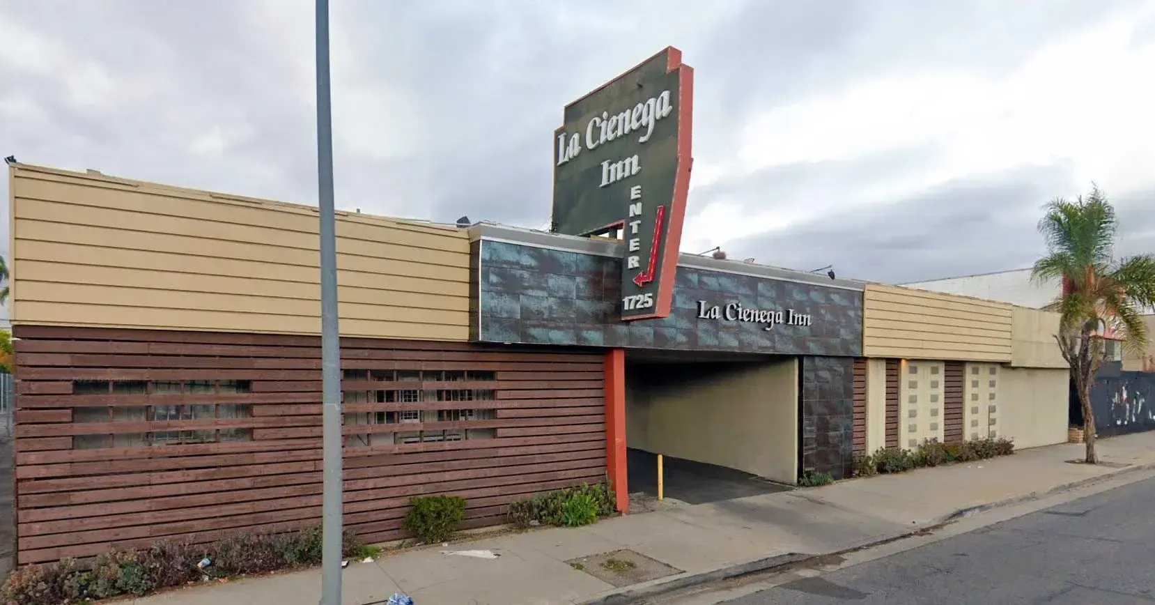 La Cienega Motel — 1725 So. La Cienega — photograph 2