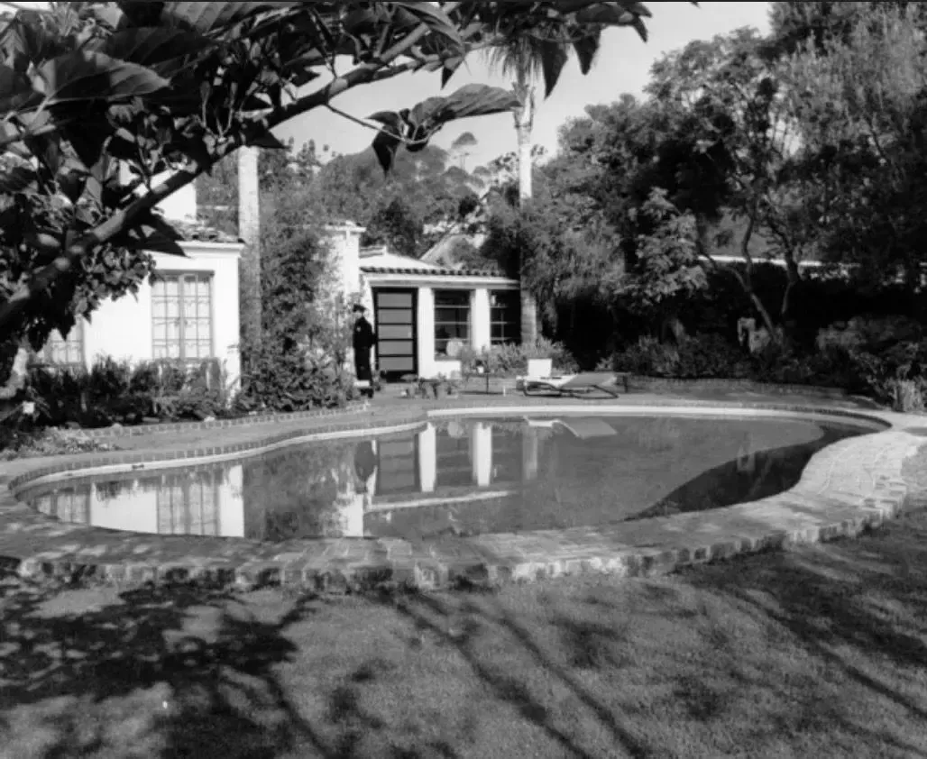 Marilyn's House! — photograph 11