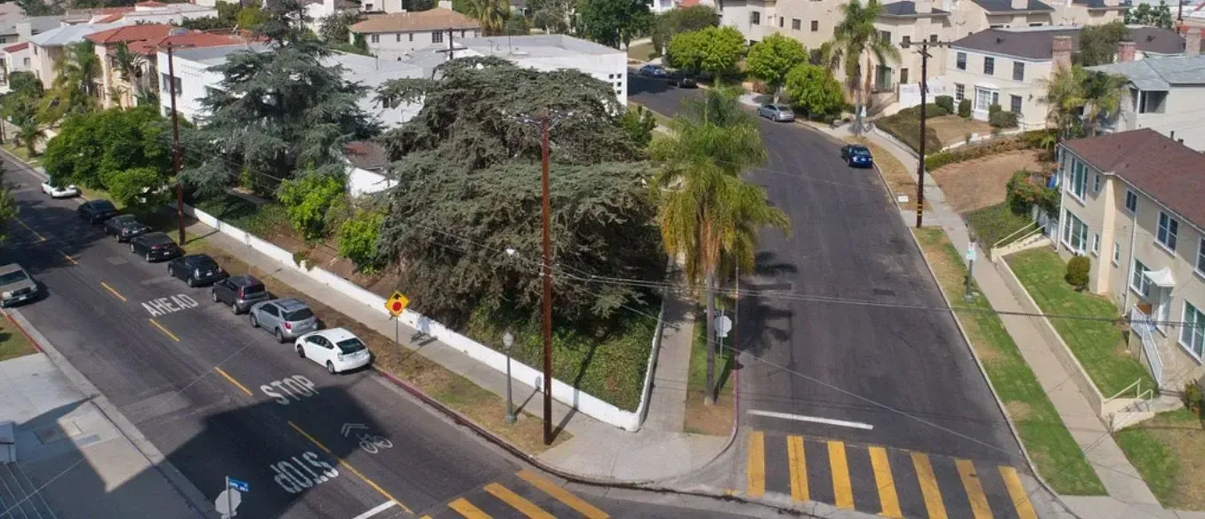 Say Goodbye to Old Westwood — photograph 3